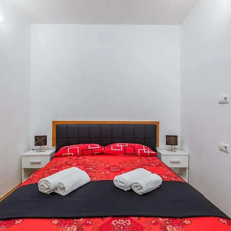 2 Bedroom Awesome In 풀라