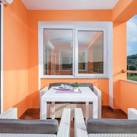 2 Bedroom Awesome In * Pula